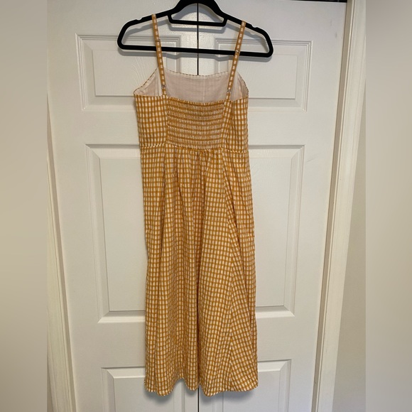 The Gap Yellow Gingham Dress w adjustable spaghetti straps Size 6 - Like New - Picture 3 of 4
